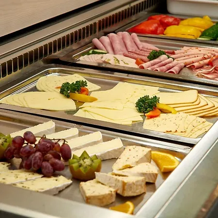 Hotel Gaestehaus St Theresia Bodensee 3*